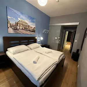 Central Studios Hotel