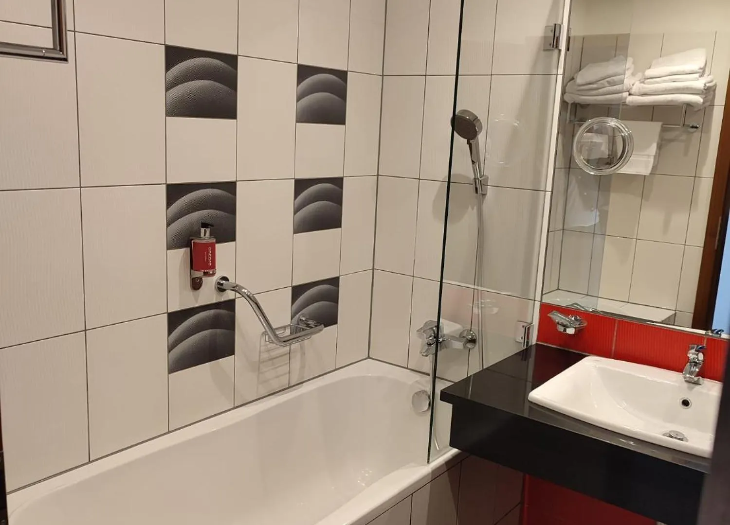 Hotel Silenzio Prague 4*,